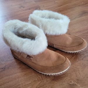 Sorel women's Out N About bootie boots